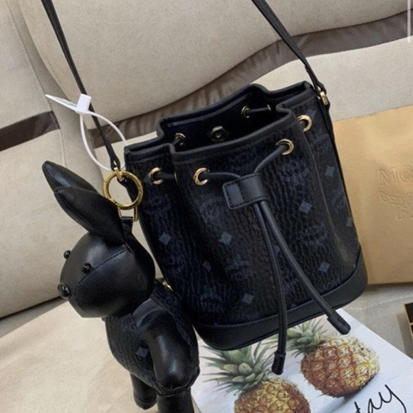 MCM carrier bag